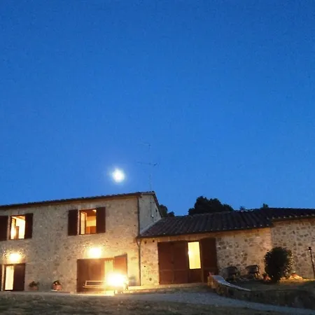 阿洛基圣费代莱酒店